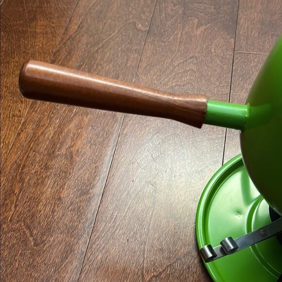 Vintage Green Fondue Set with Wood and Stainless Forks - Picture 12 of 16